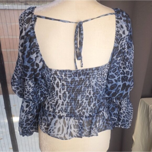 Milk & Honey Animal Print Top Womens M Blue Leopard Print Boho Y2k Long Sleeve - Picture 4 of 9